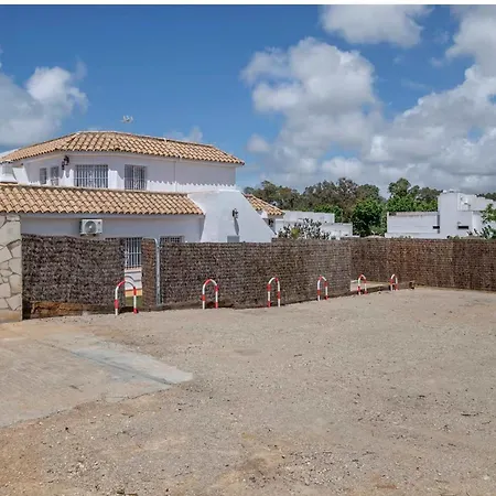Con Piscina Compartida Cerca A La Playa